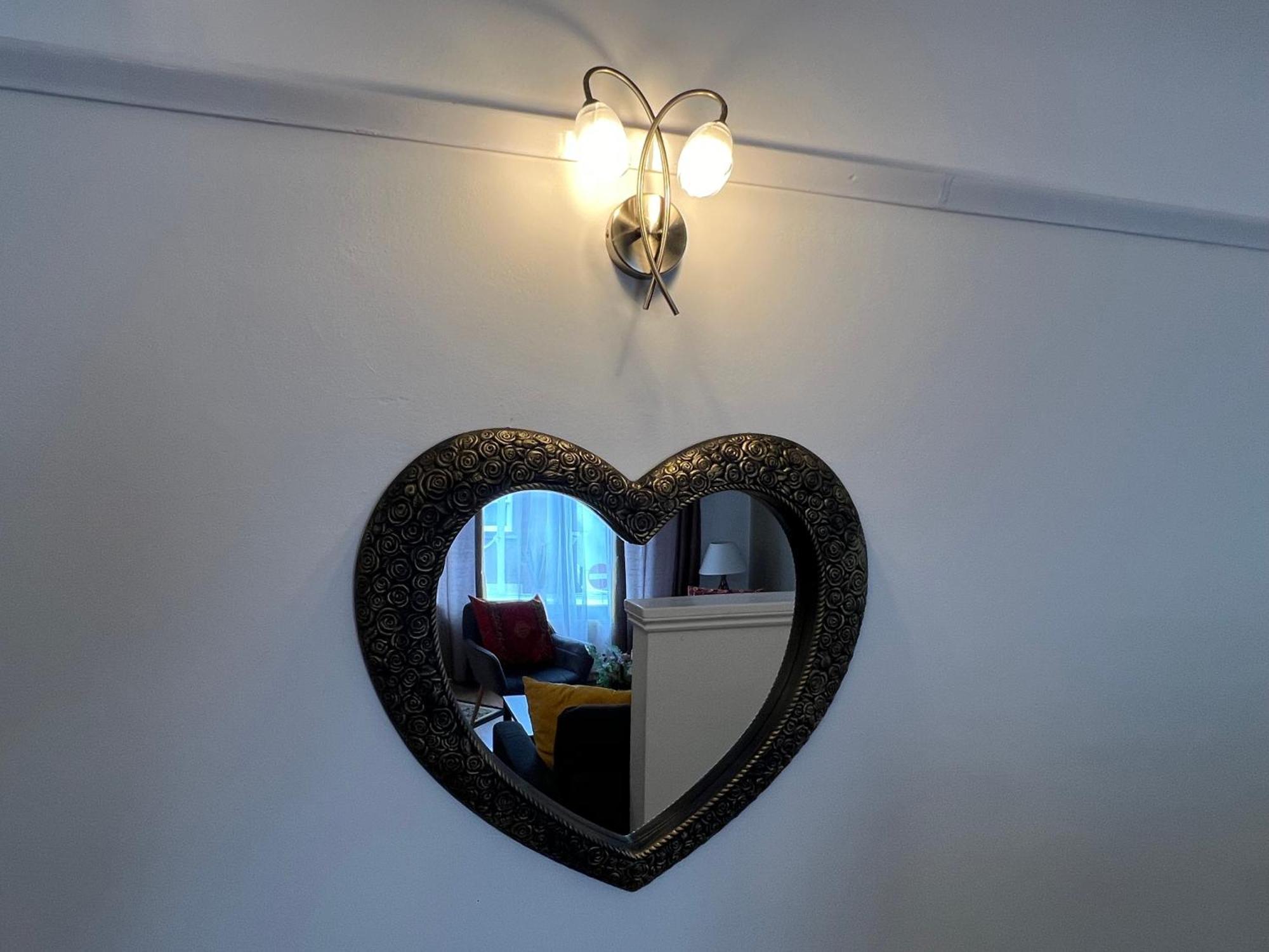 Large Family-Friendly 2Bd Glastonbury Retreat, Sleeps 5 エクステリア 写真