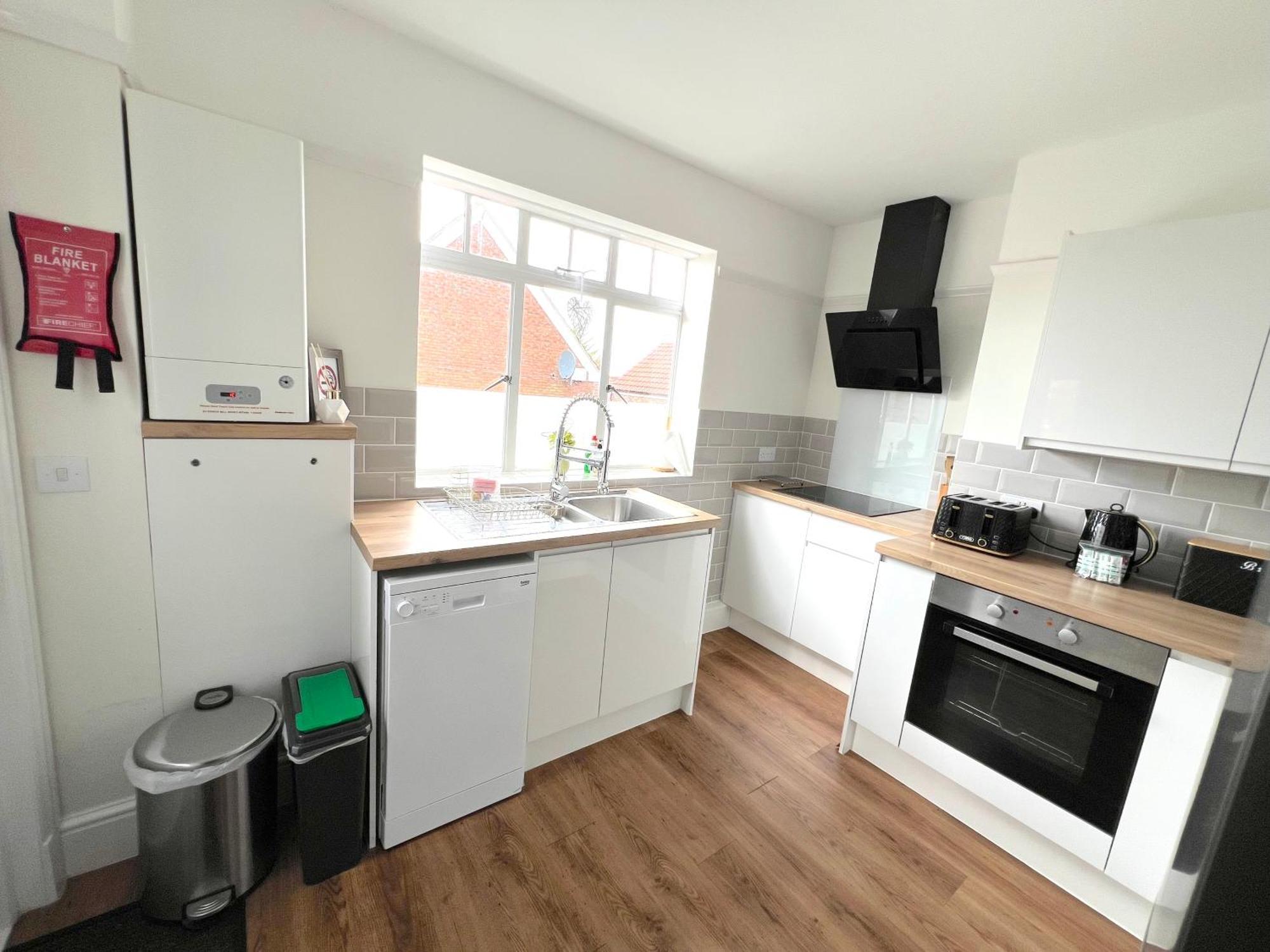Large Family-Friendly 2Bd Glastonbury Retreat, Sleeps 5 エクステリア 写真